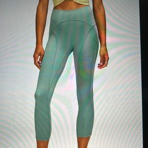 Lululemon Unlimit Tight